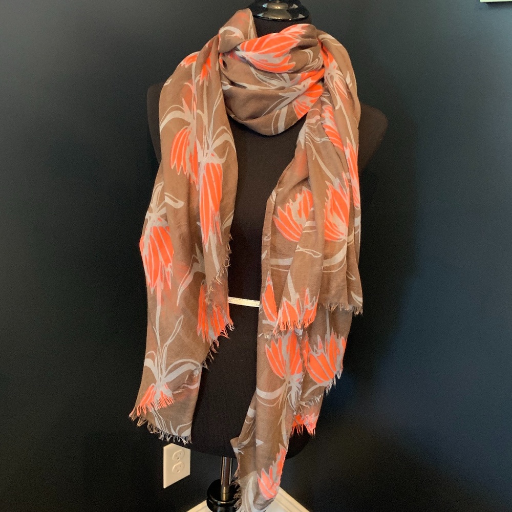India Hicks Woven Scarf